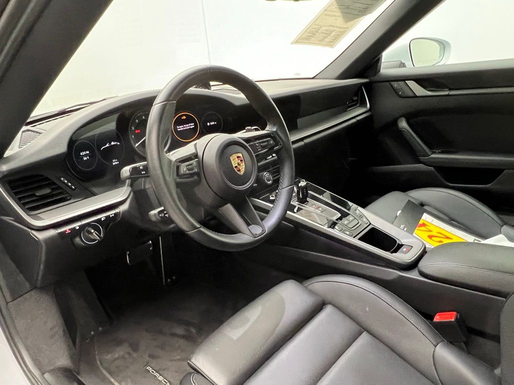 Thumbnail: 2024 Porsche 911 - 4