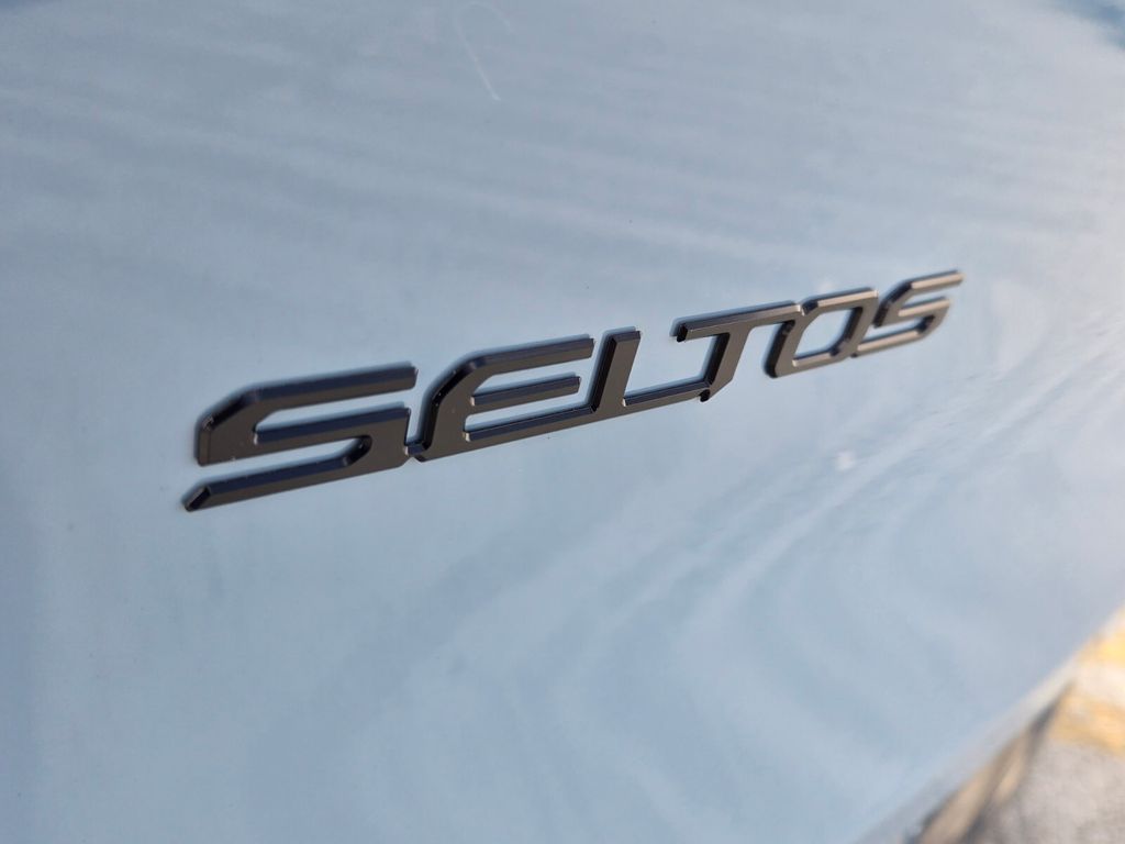 2027 Kia Seltos - $34,485