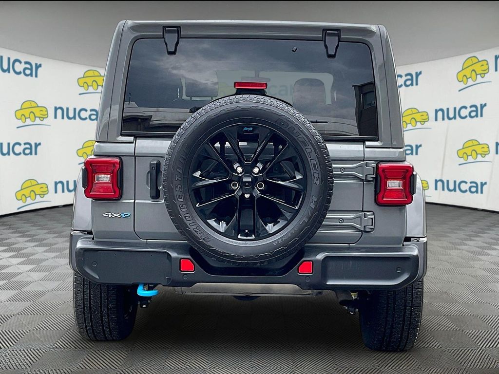 2023 Jeep Wrangler — photo 5