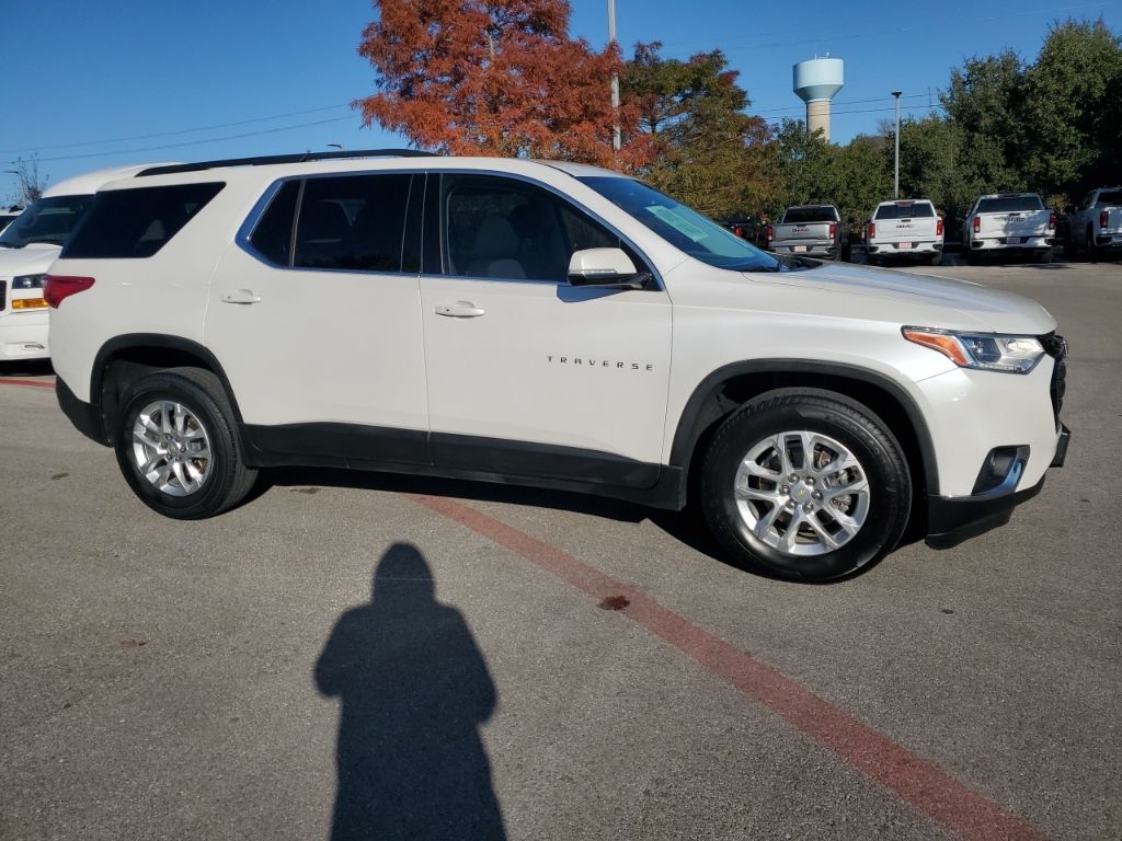 Used Car 2021 Chevrolet Traverse  Lt For Sale Under $25,000 In Austin, Texas