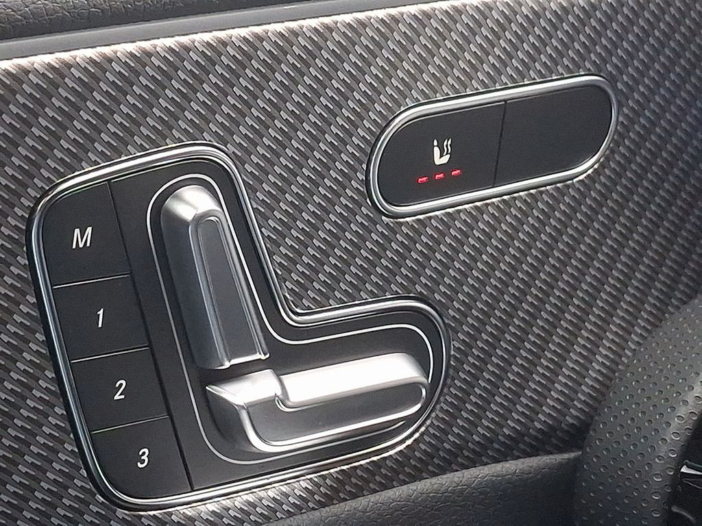 Thumbnail: 2025 Mercedes-Benz CLA - 16