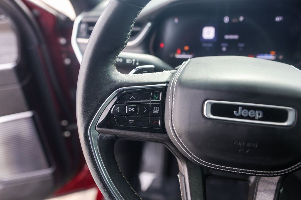 Used Car 2022 Jeep Grand Cherokee  Overland For Sale Under $35,000 In Austin, Texas