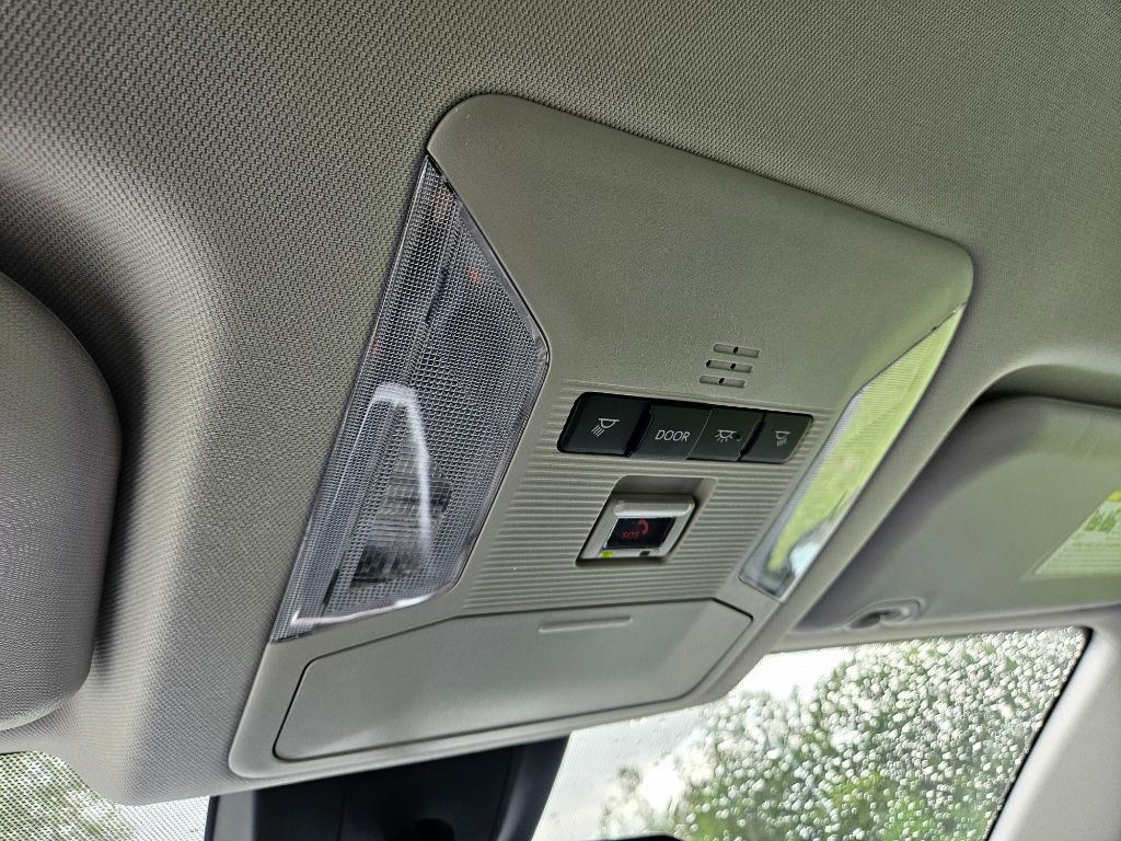 Thumbnail: 2024 Toyota RAV4 - 27