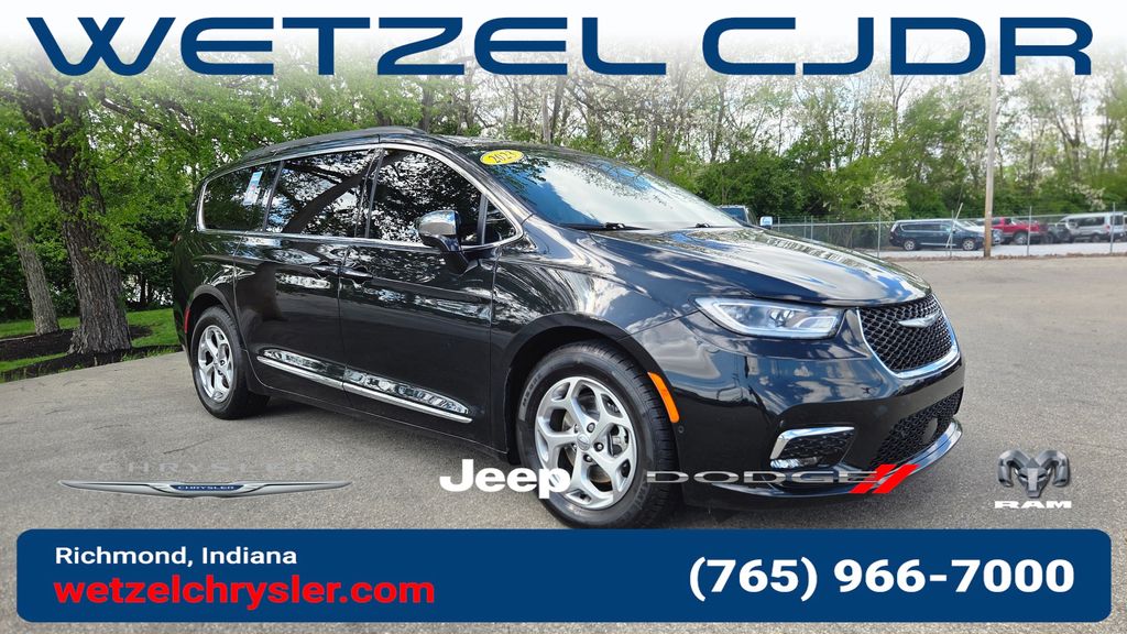 2023 Chrysler Pacifica Limited FWD