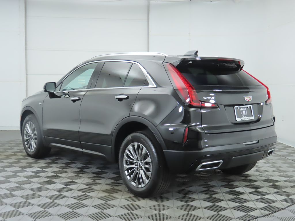 Thumbnail: 2025 Cadillac XT4 - 7