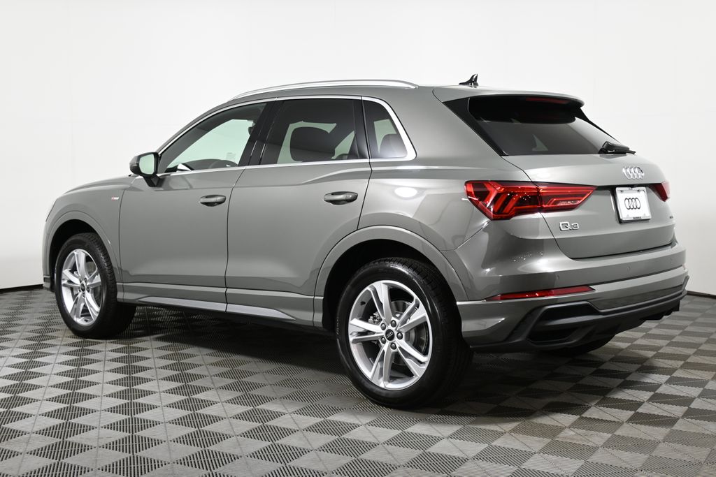 2024 Audi Q3  5