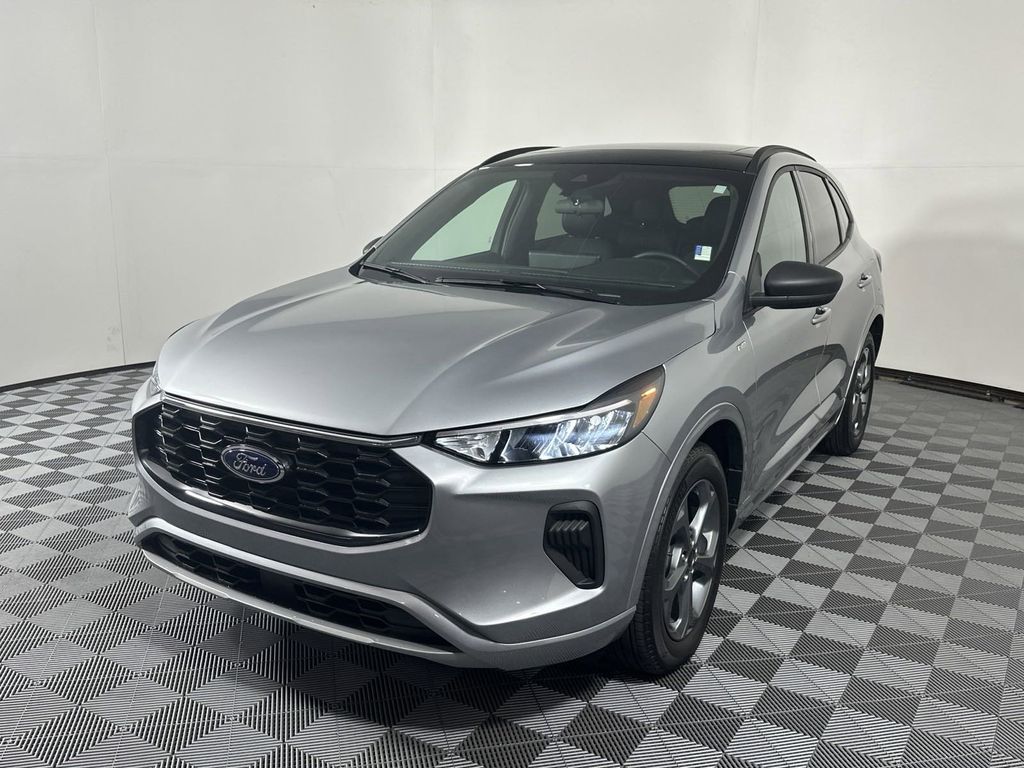 2024 Ford Escape ST-Line 3