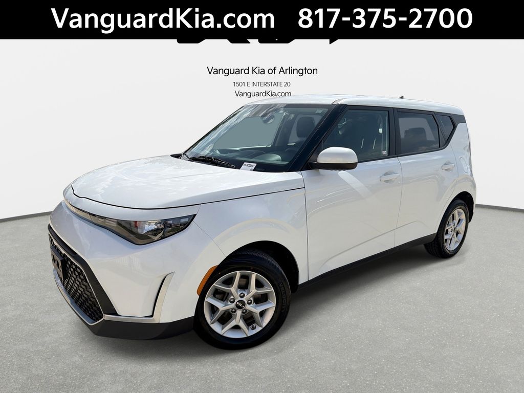 Snow White Pearl 2025 Kia Soul SUV / Crossover Front-Wheel Drive Continuously Variable Transmission