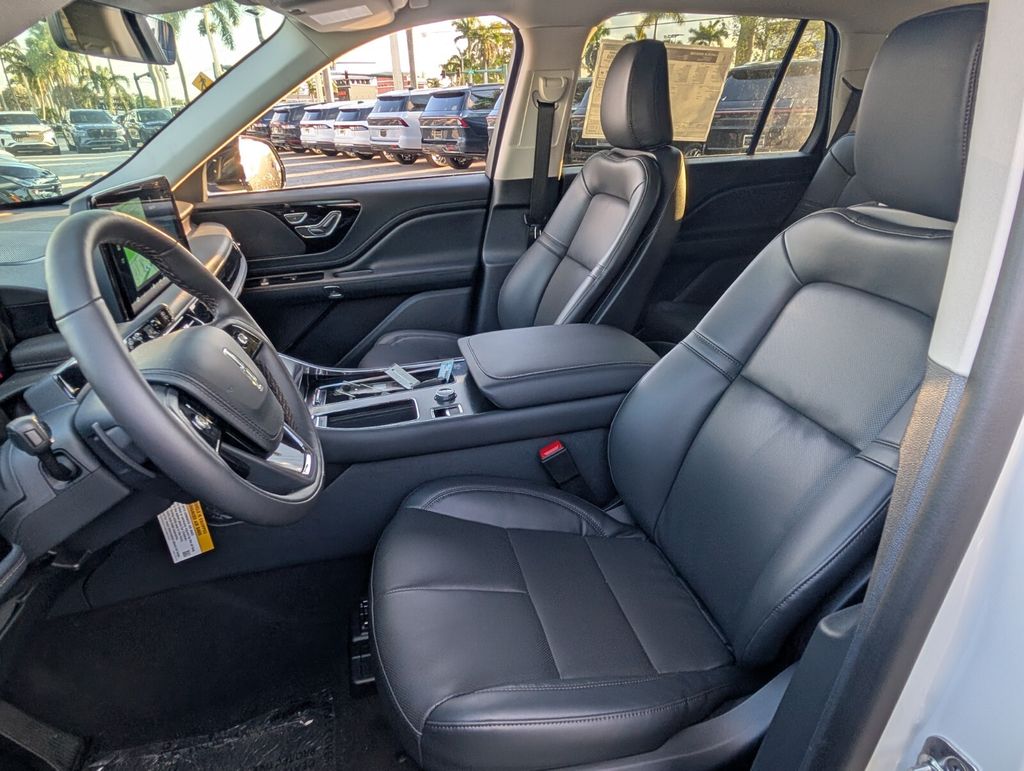 new 2026 Lincoln Aviator car, priced at $59,605