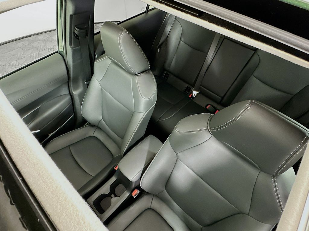 Thumbnail: 2026 Toyota Corolla Cross - 21