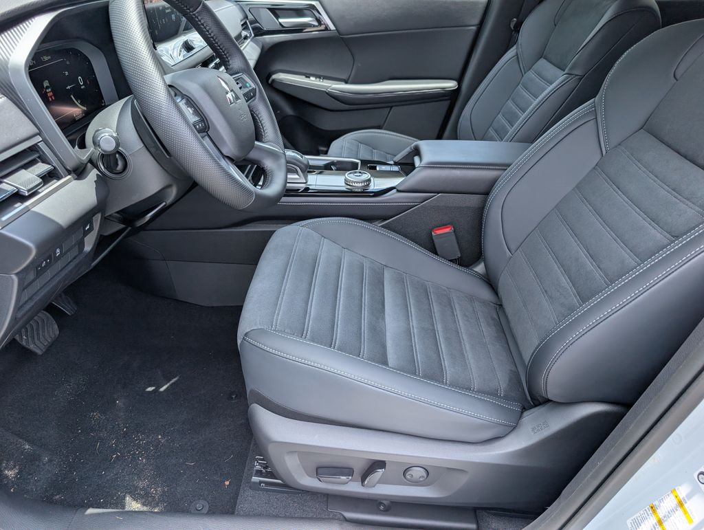 New 2026 Mitsubishi Outlander SUV