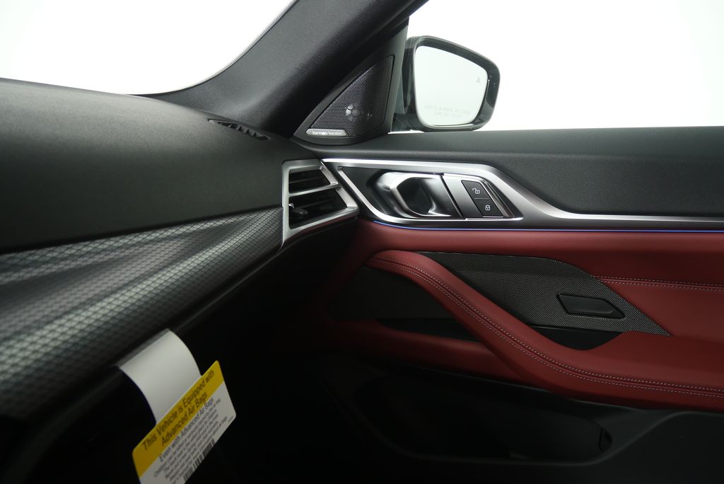 Thumbnail: 2026 BMW i4 - 25