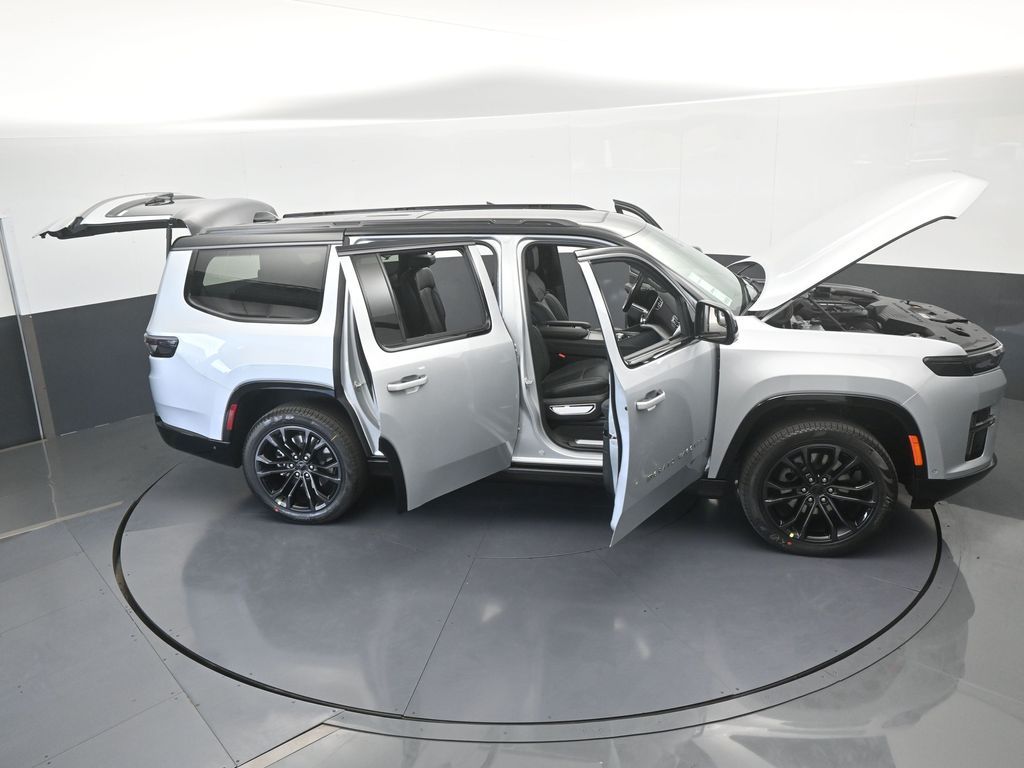 New 2026 Silver Zynith Jeep Summit Obsidian image 74