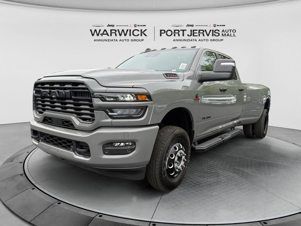 Ceramic Gray Clearcoat 2026 RAM 3500 Pickup Truck Four-Wheel Drive 8-Speed Automatic