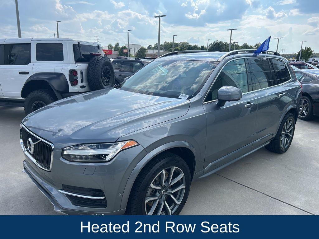 2019 Volvo XC90 T6 Momentum