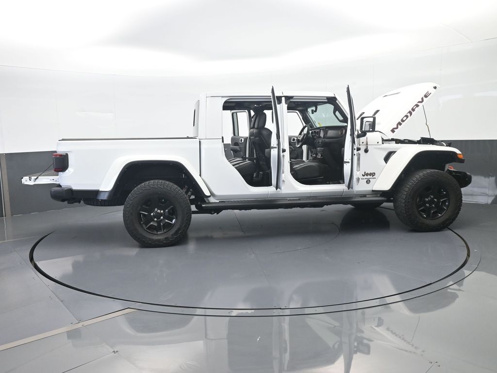 Used 2022 Bright White Clearcoat Jeep Mojave image 79