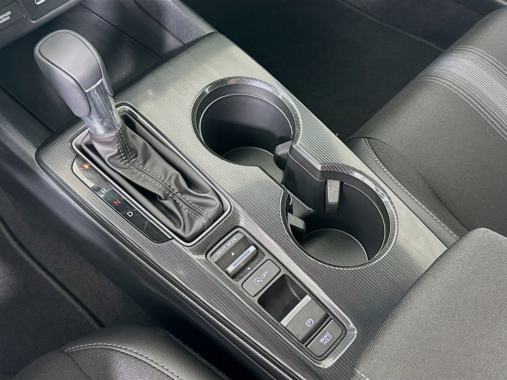 2025 Honda Civic Sport 16