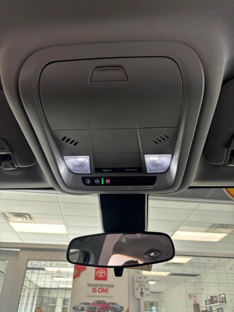 Used 2024 Chevrolet Equinox SUV