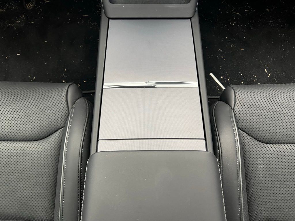Thumbnail: 2025 Tesla Model 3 - 12