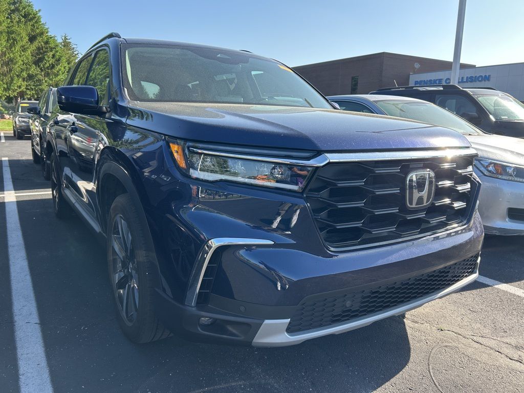 2023 Honda Pilot Touring 4