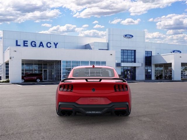 2026 Ford Mustang Dark Horse - 4