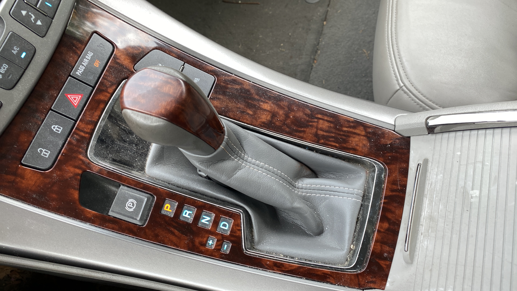 Used 2013 Atlantis Blue Metallic Buick Leather Group image 18