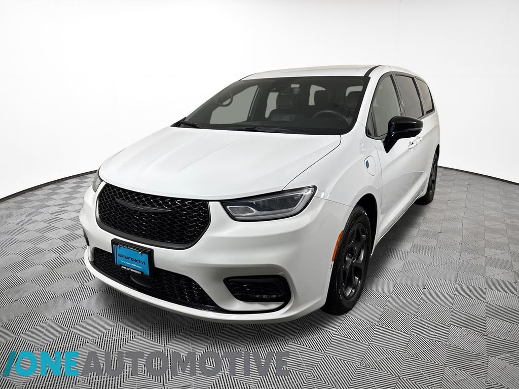 2024 Chrysler Pacifica Hybrid S Appearance FWD