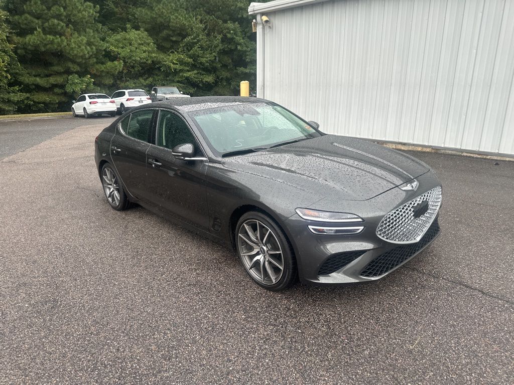 2023 Genesis G70 2.0T 23