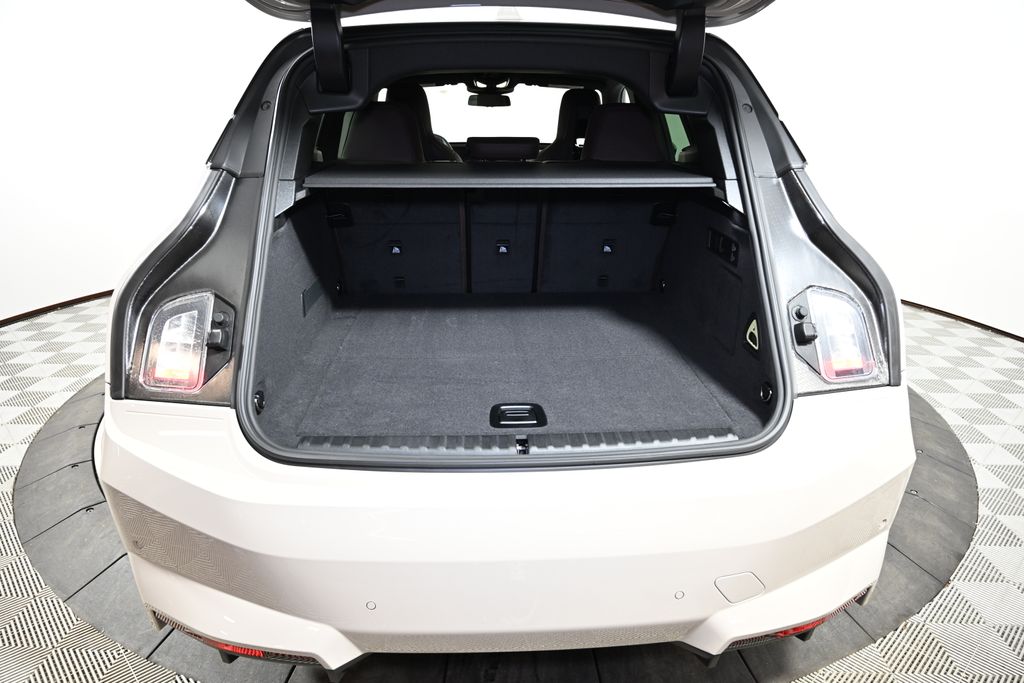 Thumbnail: 2026 BMW iX - 10