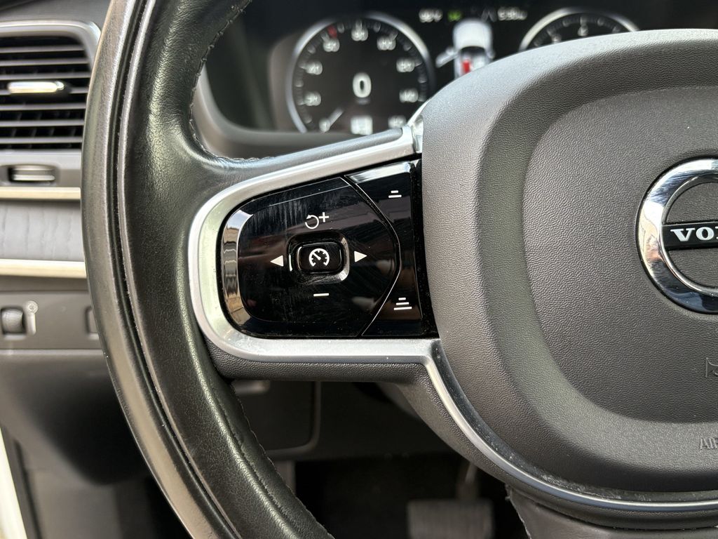 2020 Volvo XC90 T5 Momentum White at Ultimate Motorsports