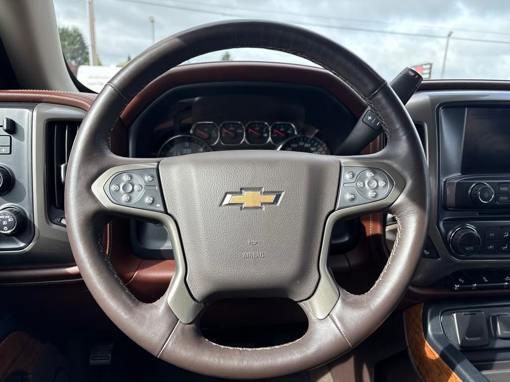 2017 Iridescent Pearl Tricoat Chevrolet Silverado 1500 High Country 4X4 Truck