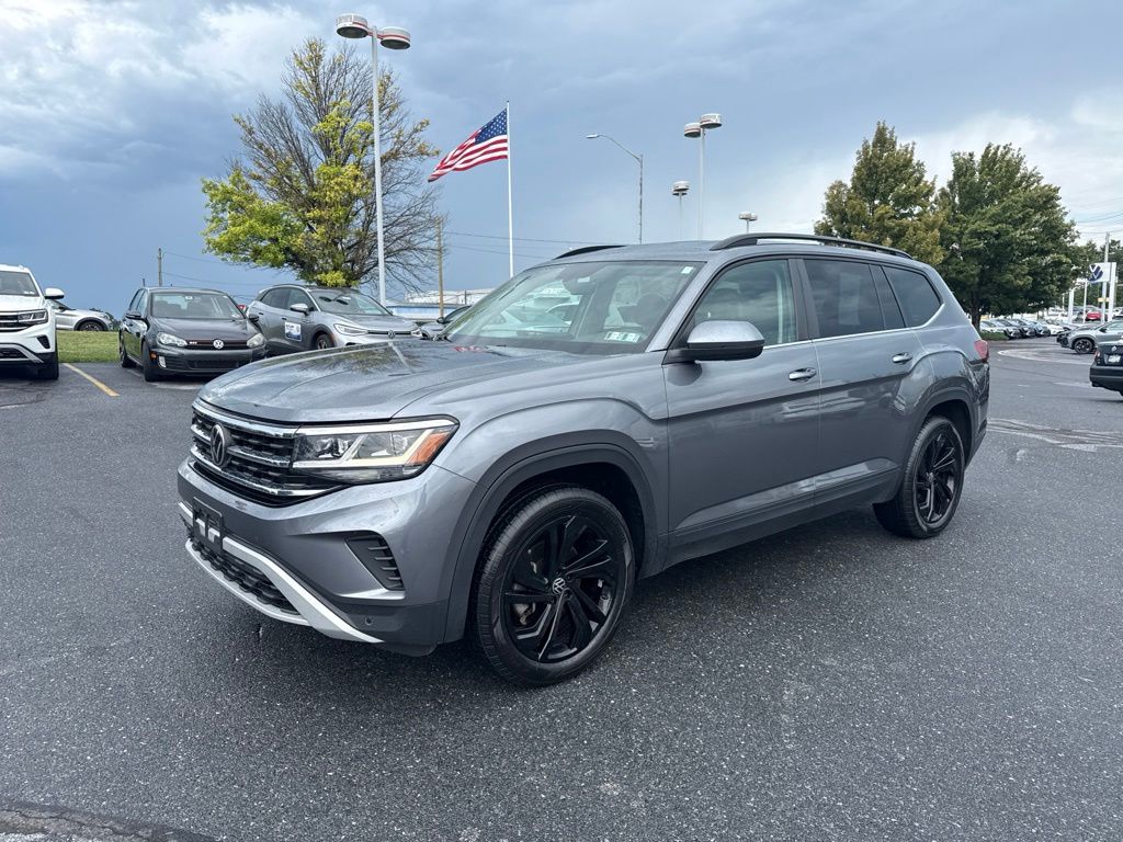 2023 Volkswagen Atlas 2.0T SE w/Technology Gray at Subaru and VW of Moon Township