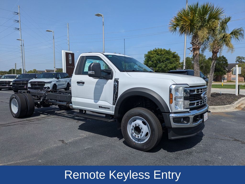 2025 Ford F-600 Chassis XL