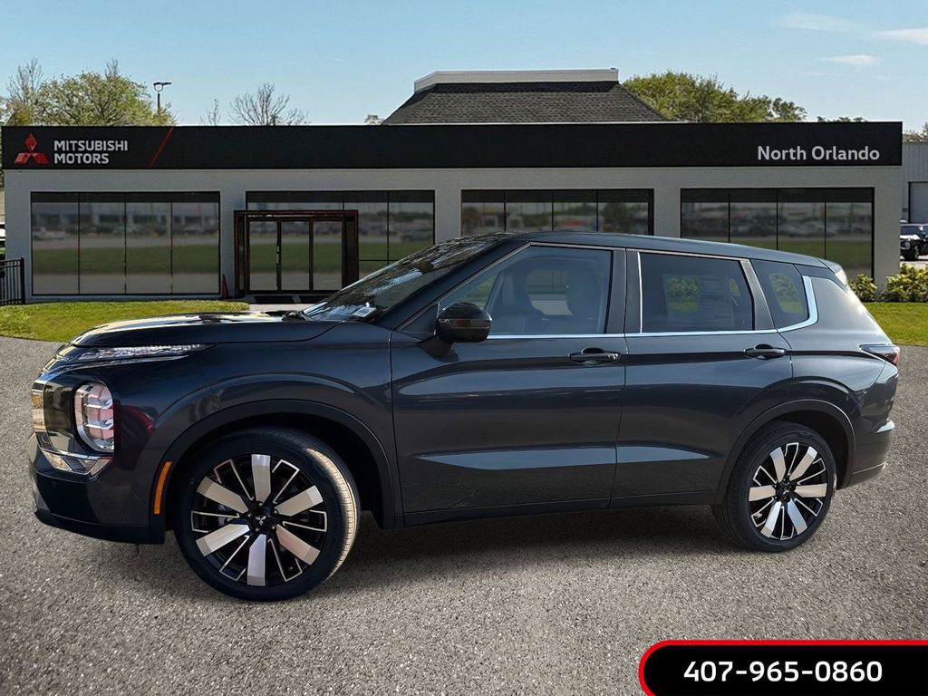 2026 Mitsubishi Outlander SE