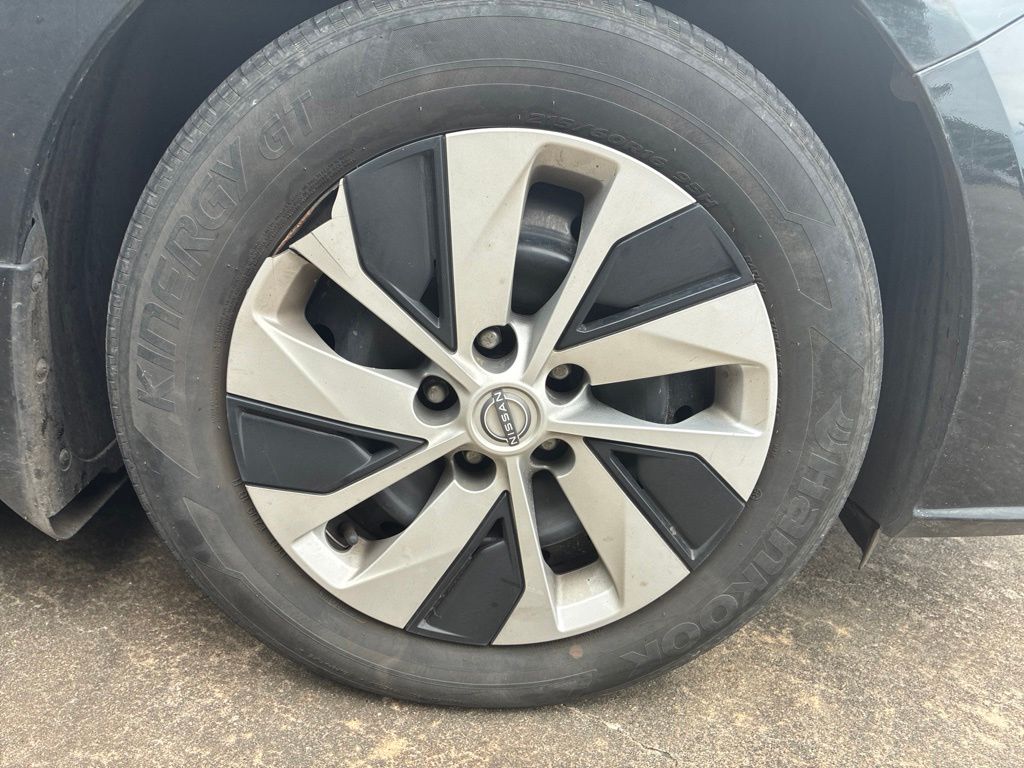 2025 Nissan Altima 2.5 S Black at Central Houston Nissan