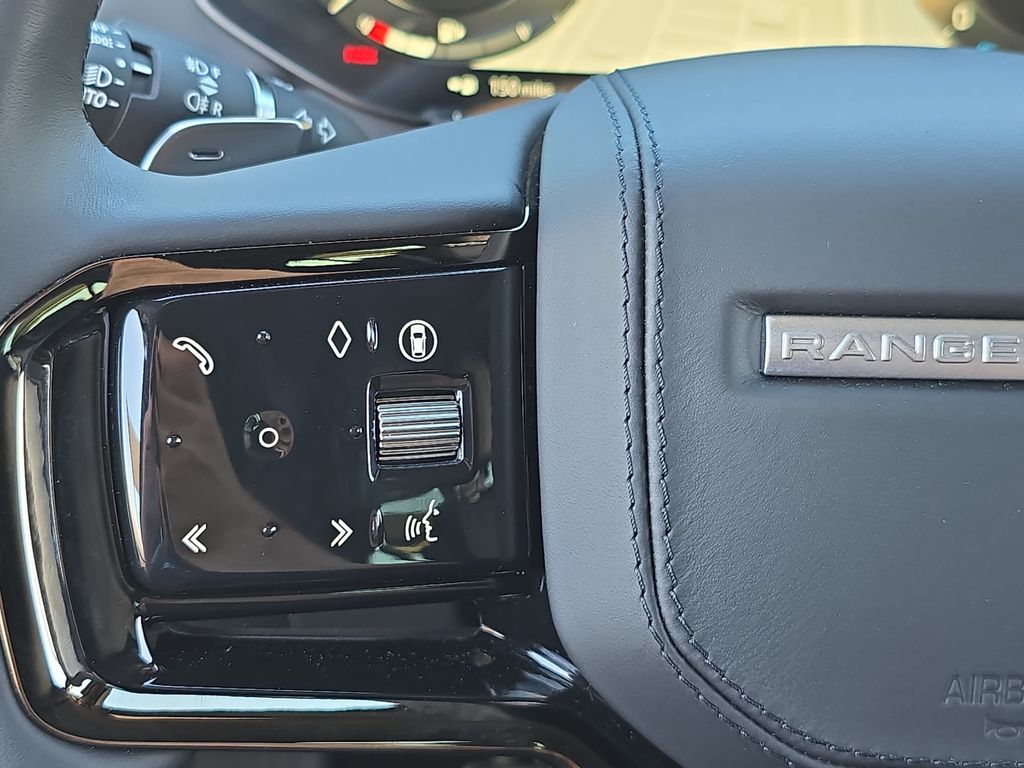 New 2026 White Land Rover Dynamic SE image 18