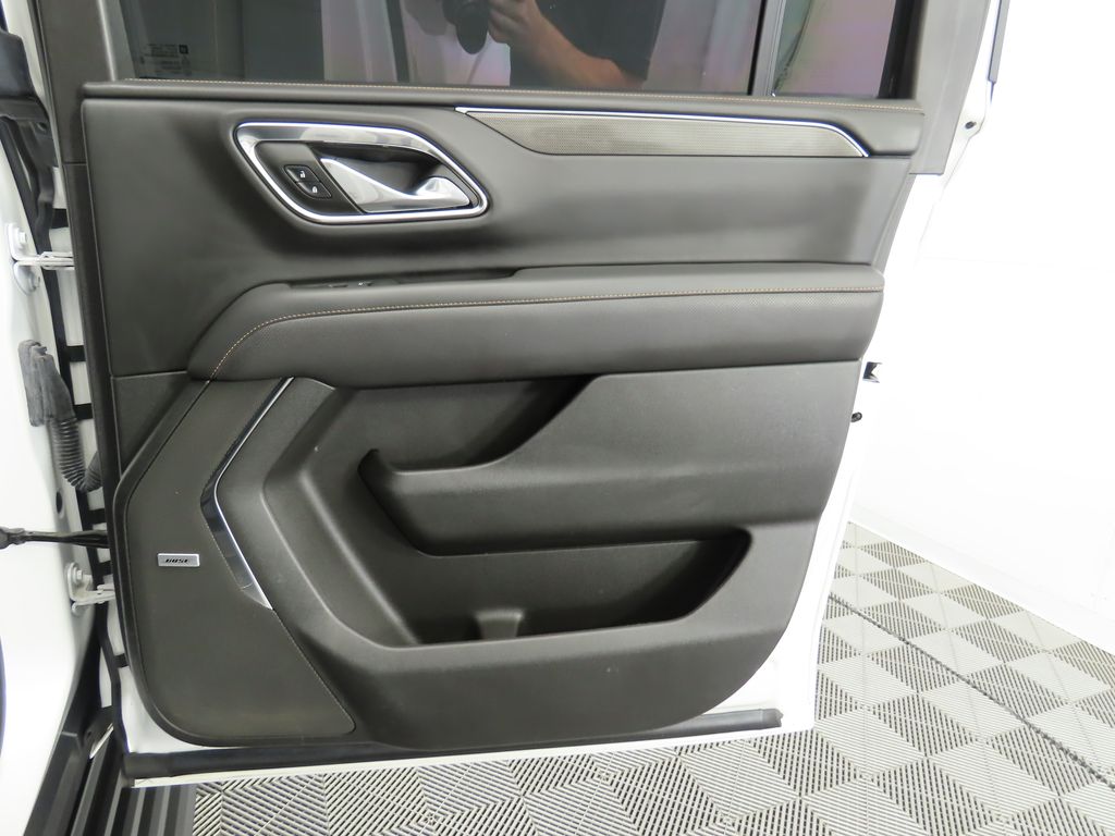 Thumbnail: 2023 GMC Yukon XL - 29