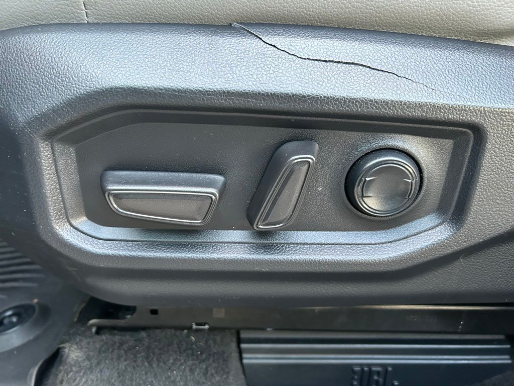 Thumbnail: 2024 Toyota Tundra - 15