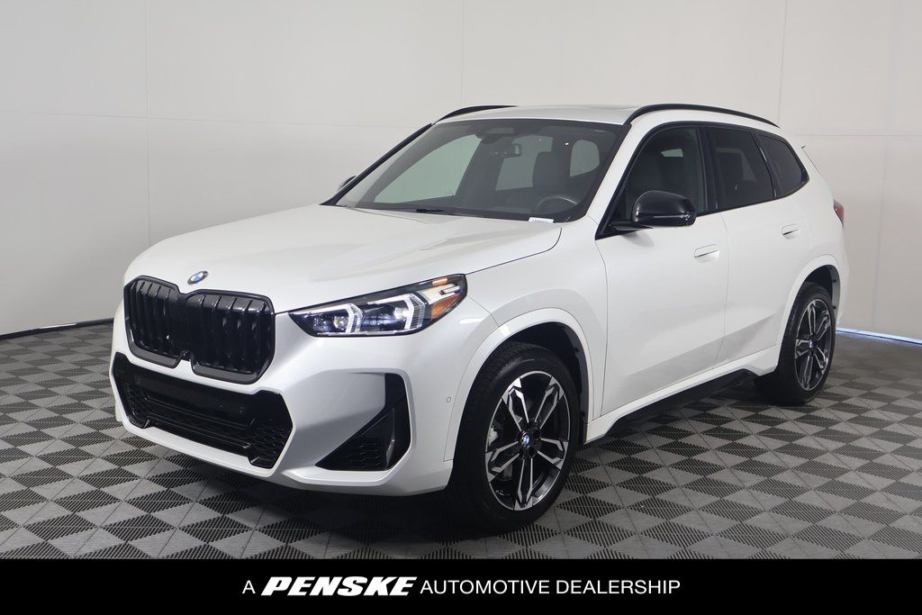 Thumbnail: 2023 BMW X1 - 1
