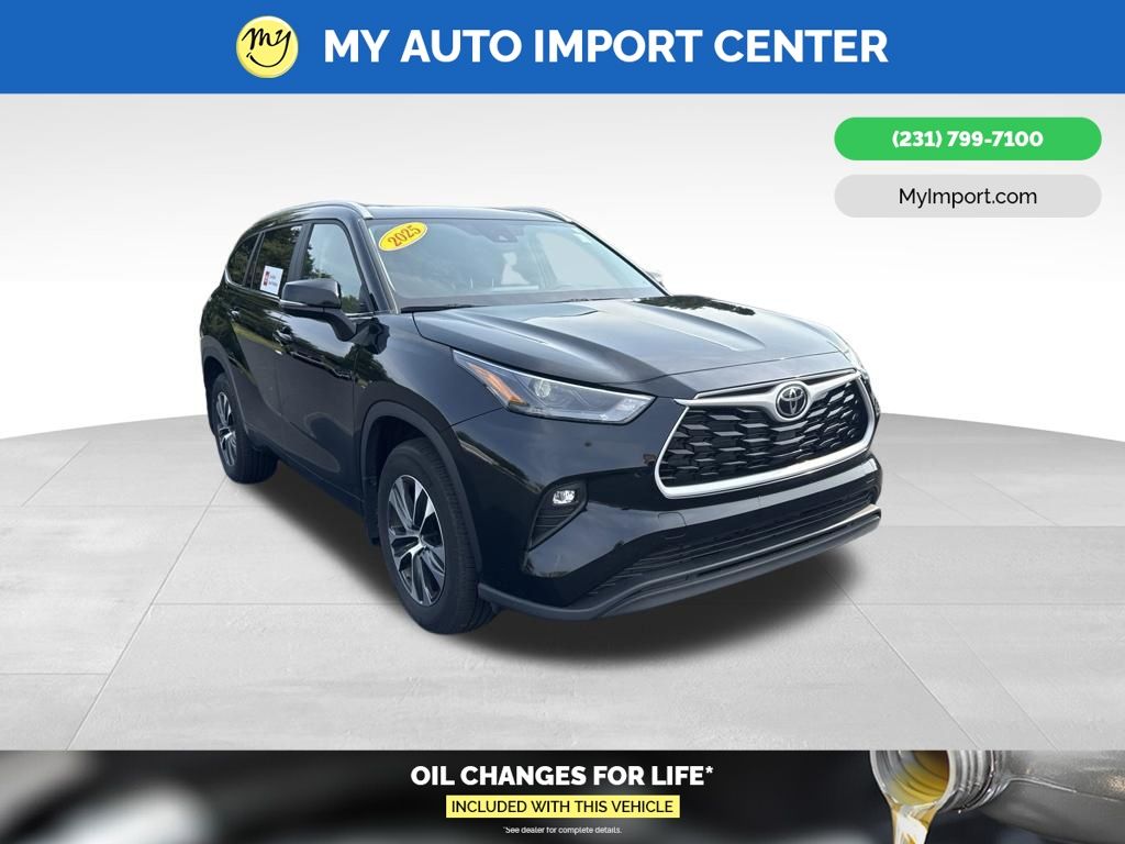 Midnight Black Metallic 2025 Toyota Highlander SUV / Crossover All-Wheel Drive 8-Speed Automatic