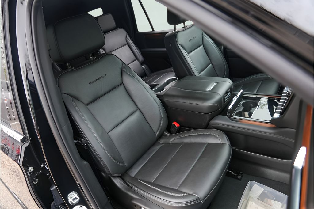 Used Car 2025 Gmc Yukon  Denali For Sale Under $80,000 In Austin, Texas