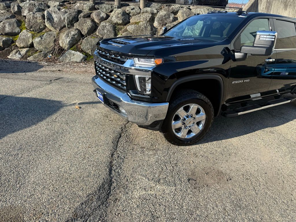 Black 2023 Chevrolet Silverado 2500HD LTZ Crew Cab 4WD Pickup Truck Four-Wheel Drive Automatic