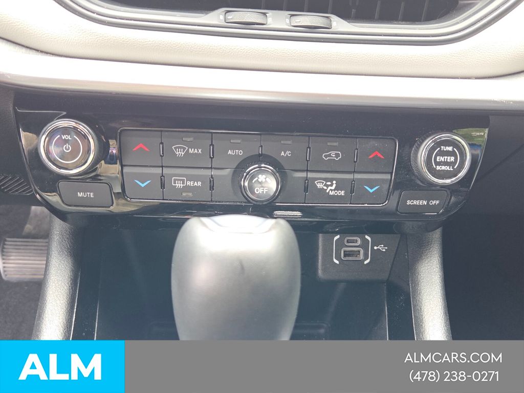Used 2025 Blue Jeep Limited image 23