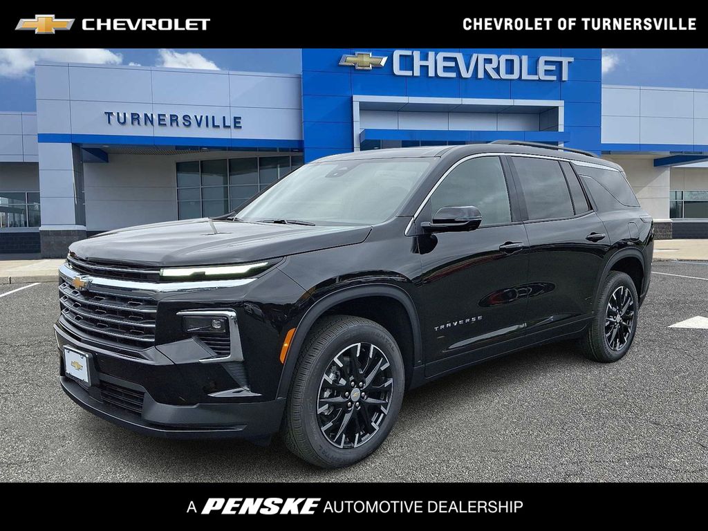 2026 Chevrolet Traverse LT's photo