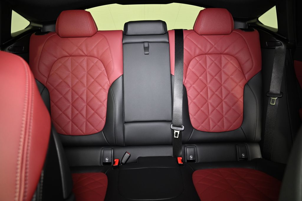 Thumbnail: 2026 BMW X6 - 25