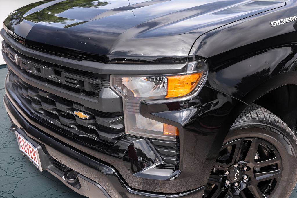 Used Car 2023 Chevrolet Silverado 1500  Custom For Sale Under $30,000 In Austin, Texas