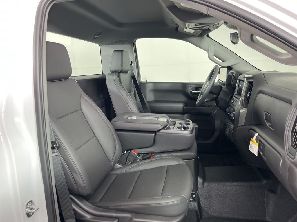 Thumbnail: 2026 Chevrolet Silverado 1500 - 13