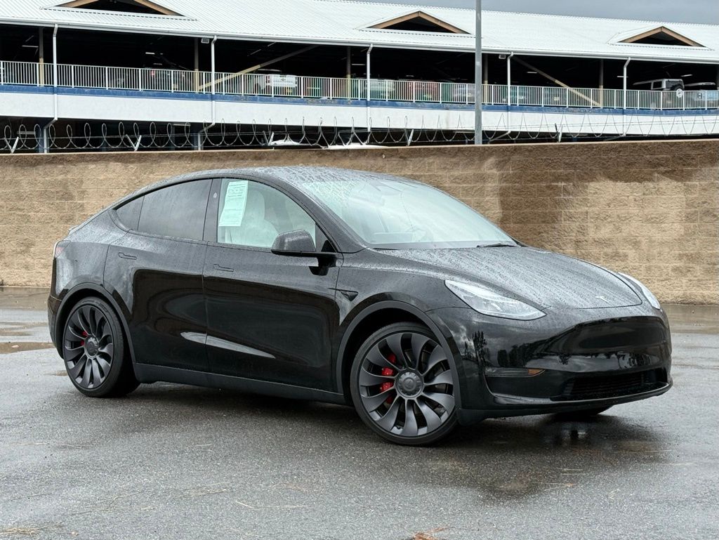2025 Tesla Model Y Performance AWD