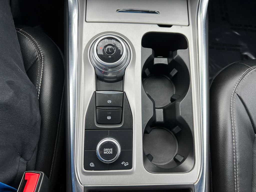 Thumbnail: 2023 Ford Explorer - 27