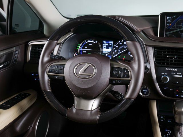 Used 2019 White Lexus 450h image 13